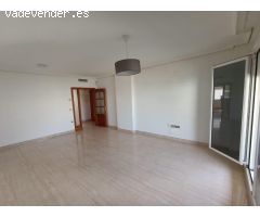 PISO SEMINUEVO EN ZONA VIAL 