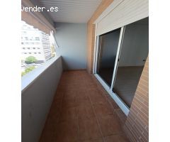 PISO SEMINUEVO EN ZONA VIAL 