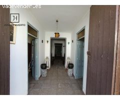 ???? Vivienda con patio para reformar en zona tranquila