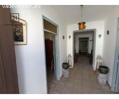 ???? Vivienda con patio para reformar en zona tranquila