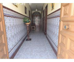 Casa amplia en venta en Valle de la Serena C. PRIMERO DE MAYO – Espacios versátiles y gran potencial