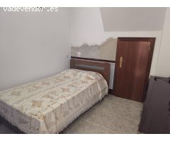 Casa amplia en venta en Valle de la Serena C. PRIMERO DE MAYO – Espacios versátiles y gran potencial