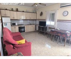 Casa amplia en venta en Valle de la Serena C. PRIMERO DE MAYO – Espacios versátiles y gran potencial