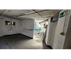 NAVE INDUSTRIAL CON PUENTE GRÚA EN AGRELA, A CORUÑA