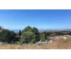 Parcela con vistas al mar y proyecto de villa de lujo – Mijas
