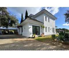 Fantastica villa en Altos de Valderrama Golf Club - Sotogrande