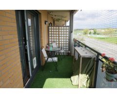 MAGNÍFICA VIVIENDA EN URBANIZACIÓN PRIVIDA CON PISCINA Y PISTA DE TENIS