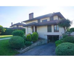MAGNÍFICO CHALET UNIFAMILIAR EN ELORRIAGA. EN URBANIZACIÓN PRIVADA.