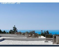 PAREADO de 4 DORM y VISTAS AL MAR en Mijas Costa, jardín, terrazas, PISCINA!! a PASOS de la PLAYA!!!