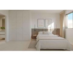Ático de 2 dormitorios con vistas al mar mediterráneo en Estepona.