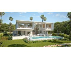 Villa independiente con 5 dormitorios vistas al mar en Marbella
