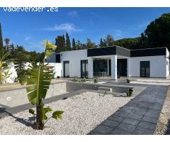 Chalet a estrenar con piscina para larga temporada