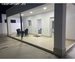 Parcela rústica con dos viviendas nuevas a estrenar en la zona de la Venta López