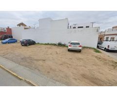 Se venden parcelas urbanas directas en la Barriada de las Frutas