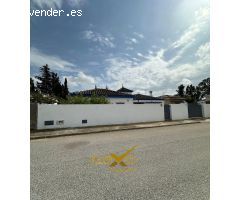 Chalet en Venta en Los Carmonas, Sevilla