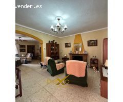 Chalet en Venta en Los Carmonas, Sevilla