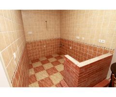 CASA TOTALMENTE REFORMADA ,(zona Virgen de Barbaño)