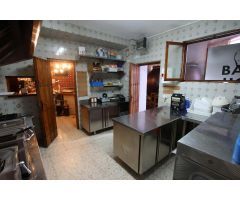 Local con todo lo necesario para comenzar actividad de Bar-Restaurante