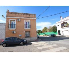 Vivienda de dos plantas, totalmente reformada y equipada para entrar a vivir