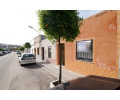 Fantástica casa en venta en la zona del Valle (Montijo)