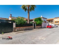 CASA INDEPENDIENTE EN PLANTA BAJA CON PISCINA!!