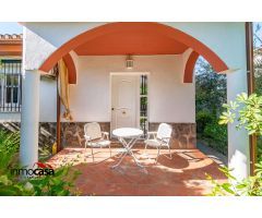 CASA INDEPENDIENTE EN PLANTA BAJA CON PISCINA!!