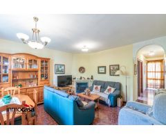 CASA INDEPENDIENTE EN PLANTA BAJA CON PISCINA!!