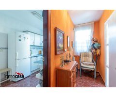 CASA INDEPENDIENTE EN PLANTA BAJA CON PISCINA!!
