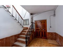 INMUEBLE CON INFINITAS POSIBILIDADES EN EL CENTRO DE ARMILLA.