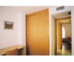 GRAN Y EXCELENTE PISO DE ALQUILER EN PLENO CENTRO DE GRANADA