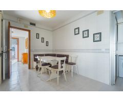 ???? EXCLUSIVO CHALET INDEPENDIENTE EN EL CORAZÓN DE ESPARTINAS (SEVILLA) ?