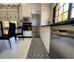 REF 2925 CASA 4 DORM. PLANTA BAJA CON GARAJE EN SOTANO Y JARDÍN CERRADO ( PONTEAREAS)