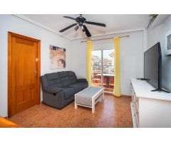 Acogedor  bungalow primera planta en Punta Prima, a Pocos Minutos de la Playa