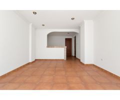 Dúplex exclusivo en la mejor zona de Torrevieja centro y a tan solo 350m de la playa.