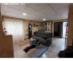 Encantadora Propiedad con Piscina y Vistas en Hondon de las Nieves
