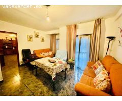Amplia vivienda con gran potencial en Córdoba – Zona Av. Barcelona - Viñuela - Rescatado