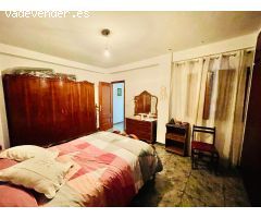 Amplia vivienda con gran potencial en Córdoba – Zona Av. Barcelona - Viñuela - Rescatado