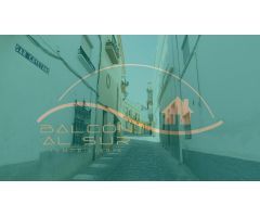 2 HABITACIONES, CENTRO, COSTILLA, ASCENSOR Y GARAJE!! ESTA ES TU VIVIENDA!!!