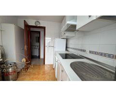 2 HABITACIONES, CENTRO, COSTILLA, ASCENSOR Y GARAJE!! ESTA ES TU VIVIENDA!!!