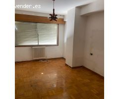 Piso en Venta en Ribadavia, Orense