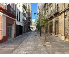 Local comercial en Venta en Puerto de Gandía, Valencia