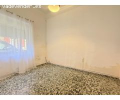 Casa de pueblo para reformar en Bellreguard – Amplia, con terraza y gran potencial