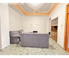 Casa de pueblo para reformar en Bellreguard – Amplia, con terraza y gran potencial