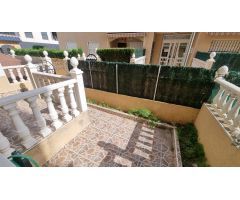 BUNGALOW EN PLANTA BAJA CON PISCINA COMUNITARIA Y A 250 M. DEL MAR -ZONA LA MATA-