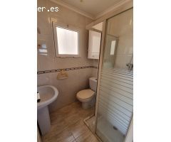 BUNGALOW DE 3 DORMITORIOS CON SOLÁRIUM PRIVADO Y PISCINA COMUNITARIA - ZONA PUEBLO MARINO, TORREVIEJ