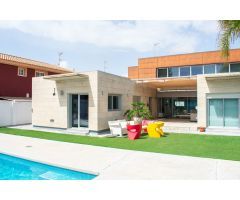 Villa en Venta en Santiago de la Ribera, Murcia