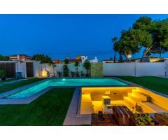 IMPRESIONANTE VILLA DE LUJO EN TORRETA FLORIDA