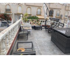 QUAD DE 3 DORMITORIOS CON PISCINA PRIVADA - ZONA LA FLORIDA, ORIHUELA COSTA -