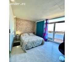 ÁTICO (1 DORMITORIO, 45 m², 5ª PLANTA) CON BALCÓN Y VISTAS AL MAR — ¡A SOLO 1700 m DE DOS PLAYAS!