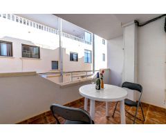 Acogedor apartamento (68 m² - 1.ª planta) con 3 dormitorios. ¡A solo 150 m de la Playa de la Mata!